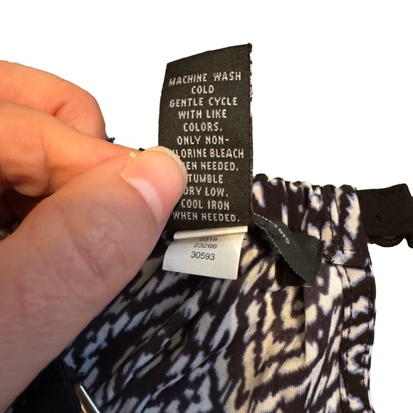 INC International Concepts Women’s Hardware Halter Patterned Pullover Blouse XL - Picture 8 of 8